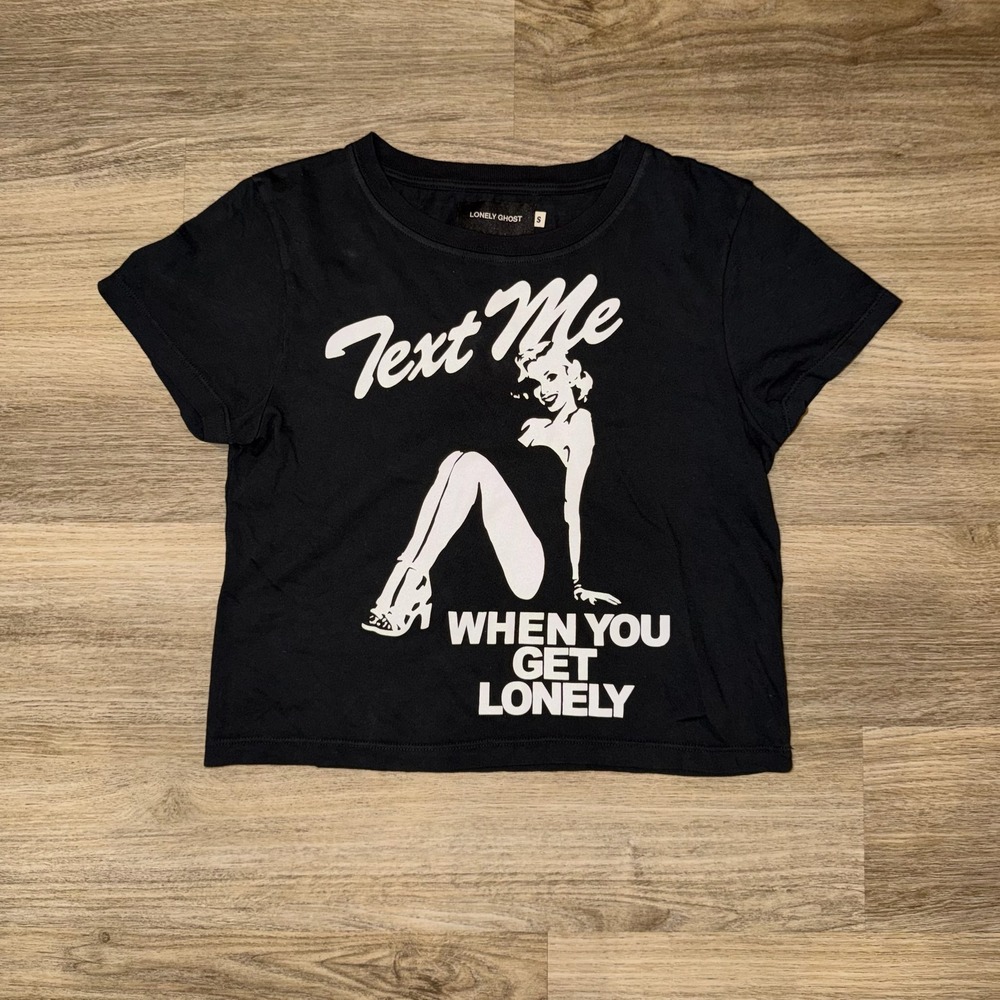 Lonely Ghost Text Me When You Get Lonely Graphic Crop Tee Black Size S